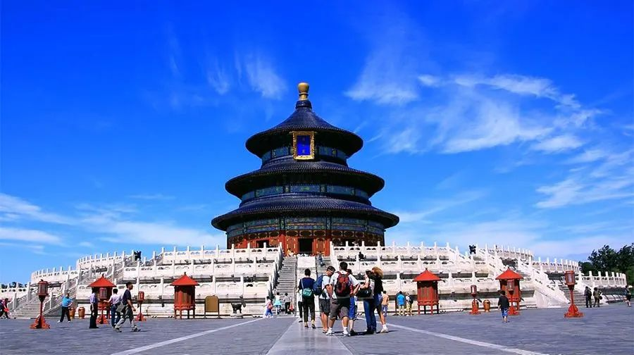 午后阳光下的北京友谊之旅